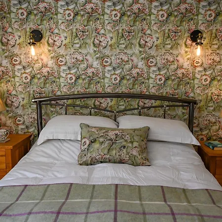 2 Bed In Nr Kendal Oc-lcc35 * Crosthwaite