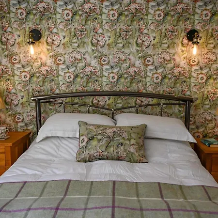 2 Bed In Nr Kendal Oc-lcc35 * Crosthwaite