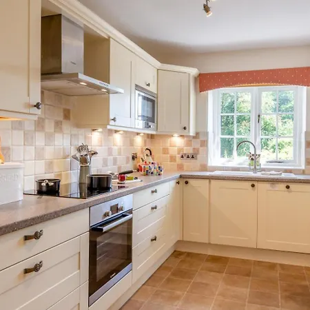 Appartement 2 Bed In Nr Kendal Oc-lcc35 *