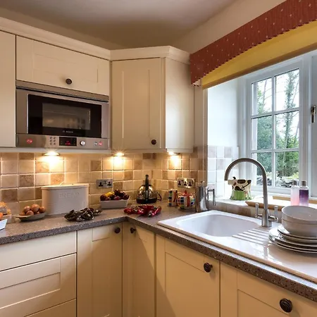 2 Bed In Starnthwaite Lcc35